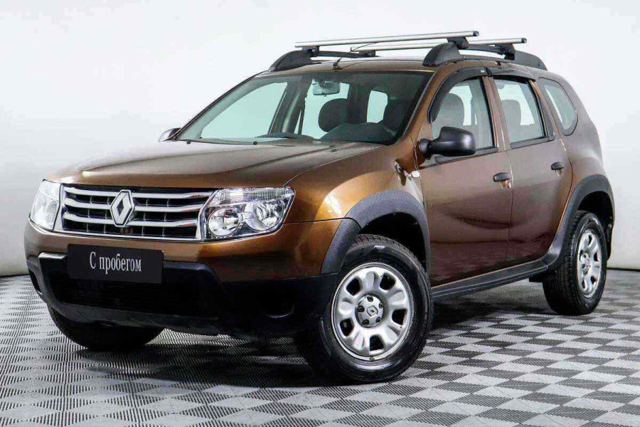 Рено дастер автомат отзывы. Renault Duster 2013. Рено Дастер коричневый 483. Дастер с автоматической коробкой. Рено Дастер коричневый бу.